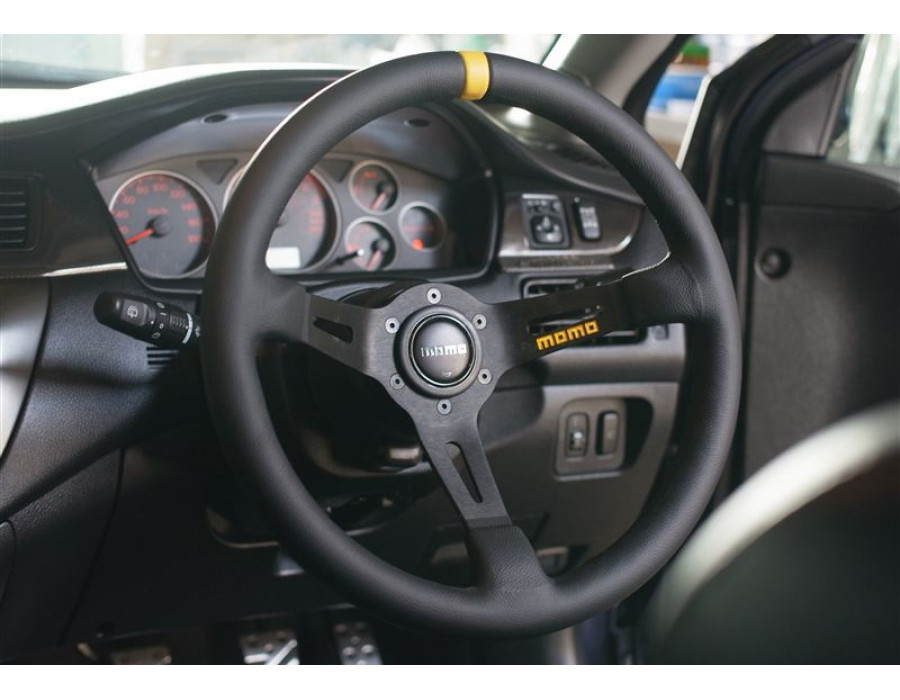 MOMO Tuner Steering Wheel